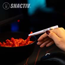 finger chopsticks